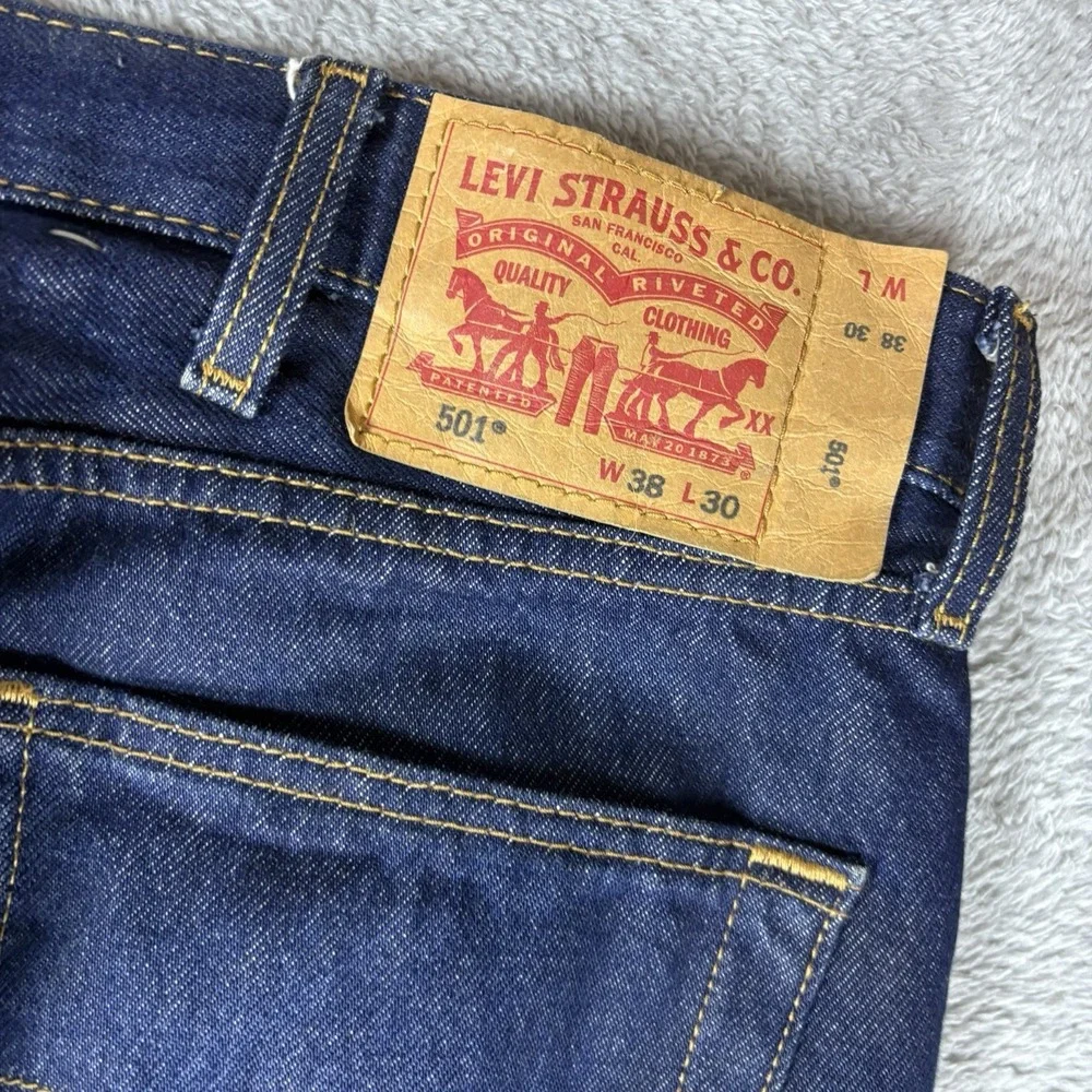 LEVI'S 501 Men's 38x30 (Fits 38x29) Blue Cotton Denim Jeans Regular Fit Straight